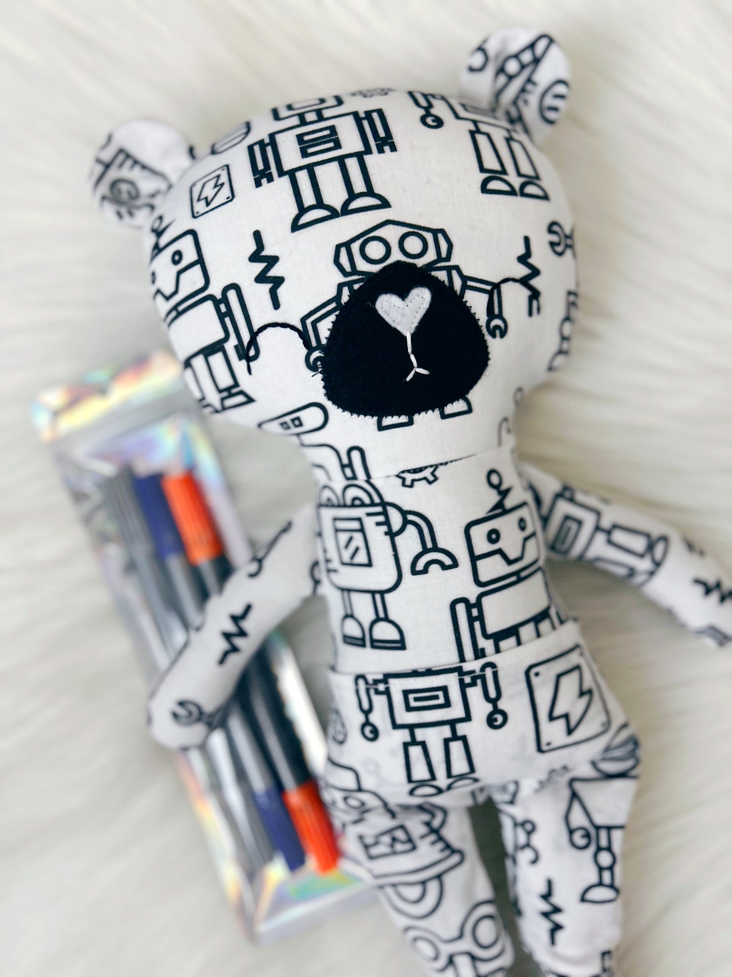 Scribbles Bear - Roboto